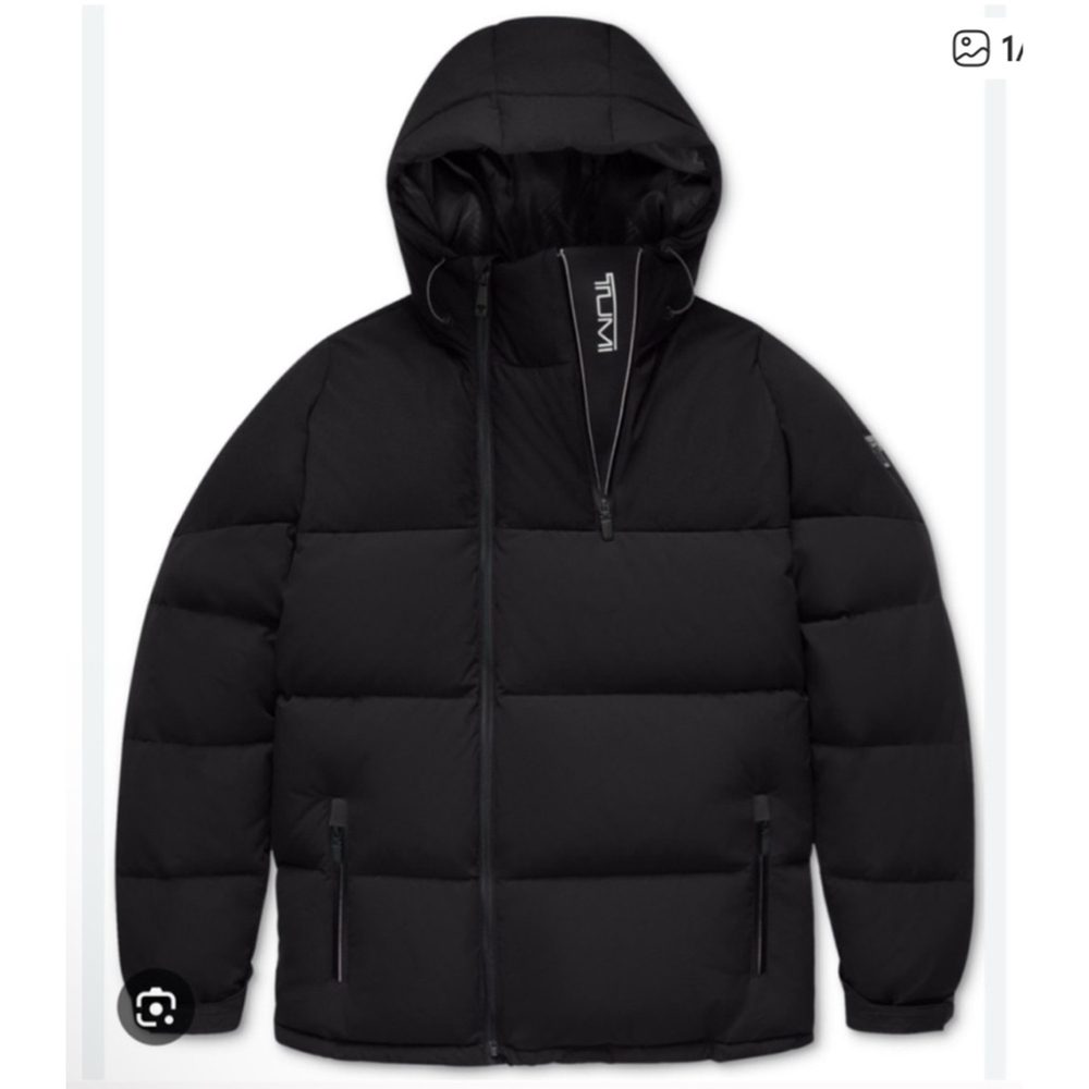 NWT Men's TUMI Black Asymmetrical Zip Premium Down Fill Heavyweight Puffer M
